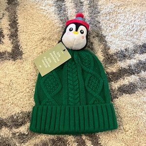 H&M green knit hat with a penguin on top!